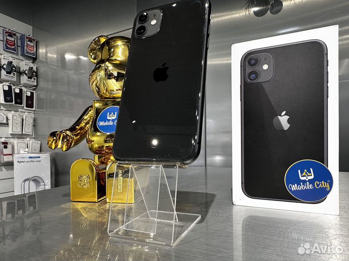 iPhone 11, 64 ГБ