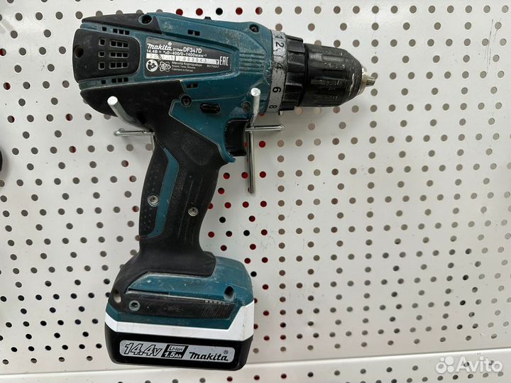 Шуруповерт Makita DF347D