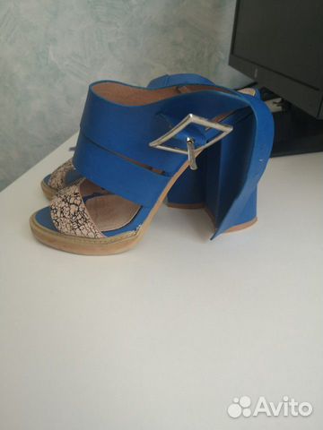 Босоножки Vanessa Wu