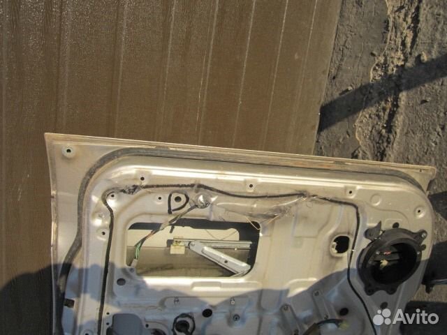 Дверь передняя правая Опель Монтерей Исузу Трупер