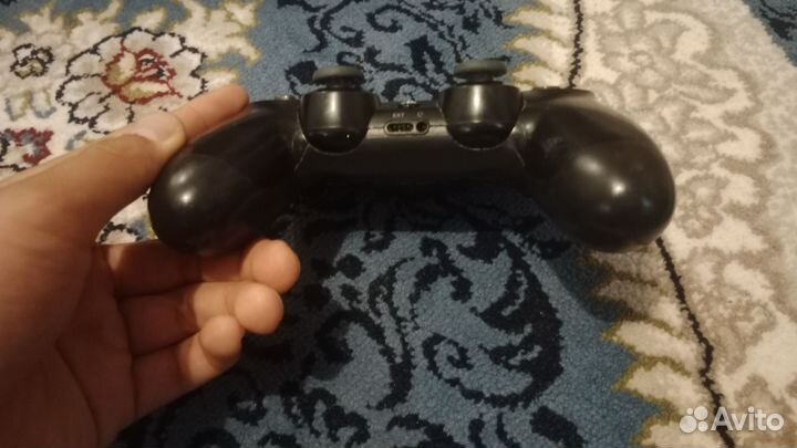Джойстик ps4