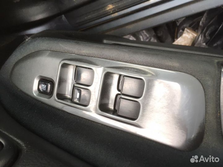 Блок кнопок стеклоподъемников. Mitsubishi Lancer