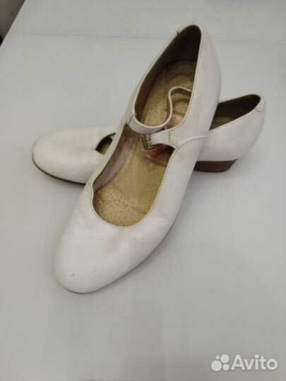 Туфли для народных танцев