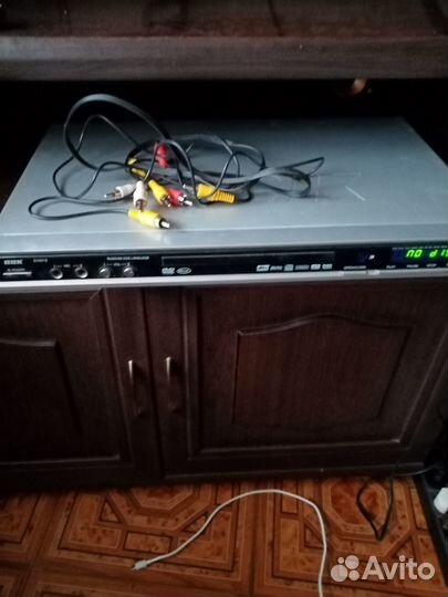 Двд BBK DS521S