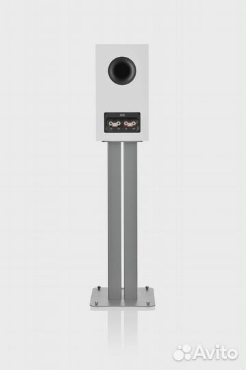 Полочная акустическая система Bowers & Wilkins 606