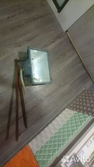 Прожектор мощный