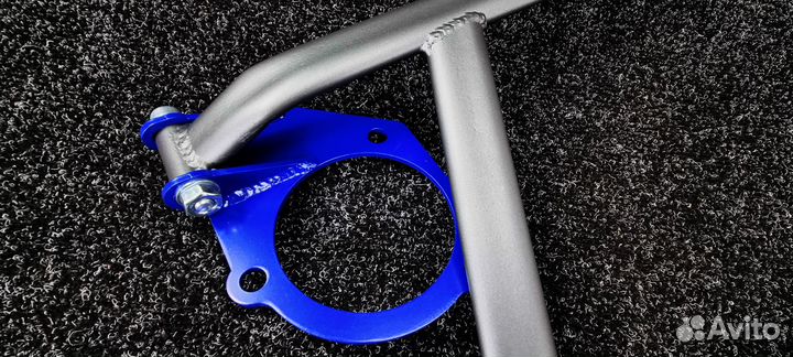 Распорка передняя Infiniti FX35 FX45