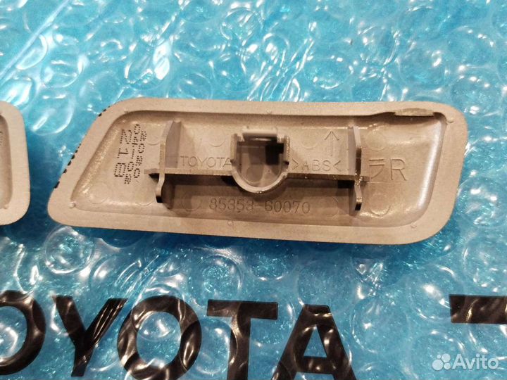 Крышки форсунок Land Cruiser 200 15-21 черные