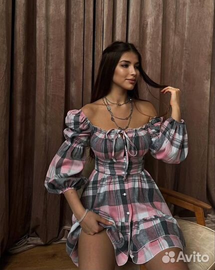 Платье со спущенными плечами 4 расцветки