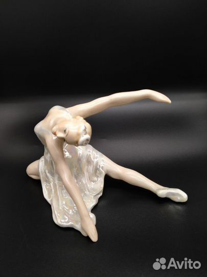 Фарфоровая статуэтка балерины лзфи