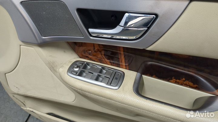 Дверь боковая правая передняя Jaguar XF 2007–2012