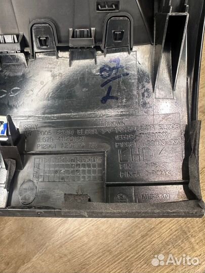 Дефлектор центральный Nissan Tiida хэтчбек HR16DE