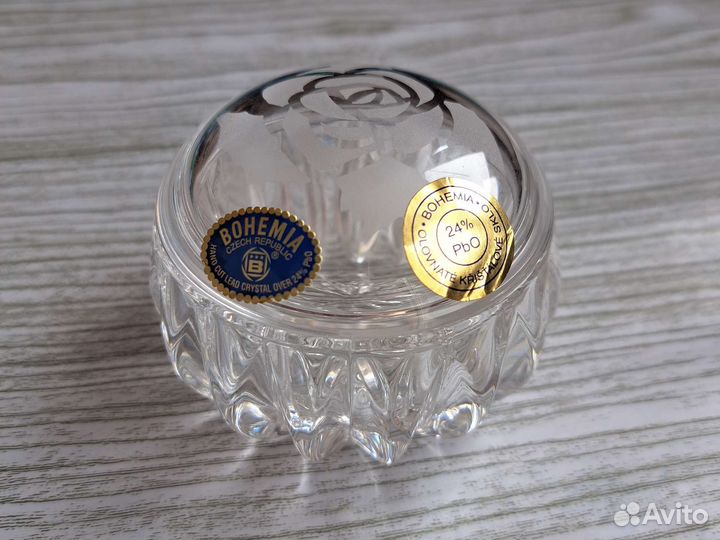 Шкатулка хрустальная доза с крышкой