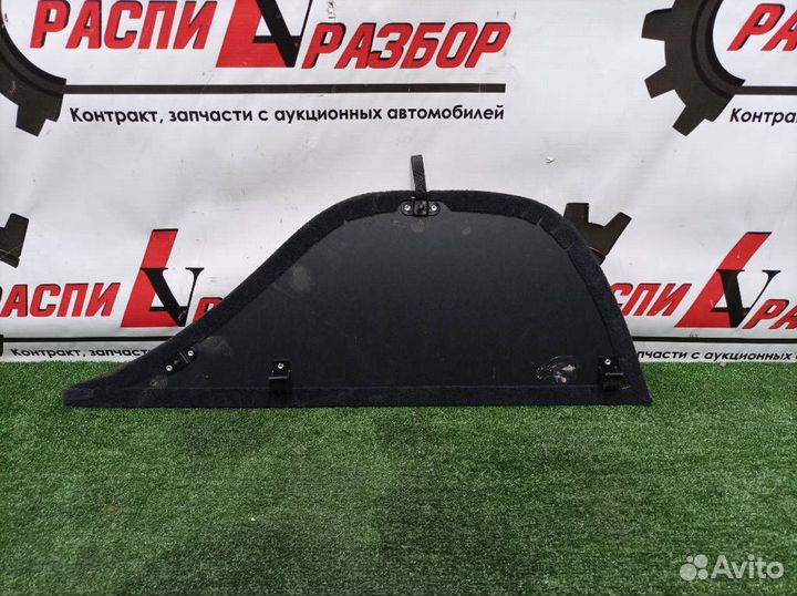 Панель пола багажника левая Toyota Kluger V 2005 M