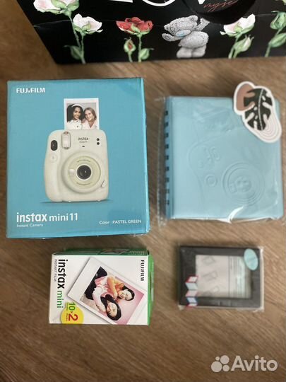 Фотоаппарат Fujifilm Instax mini 11