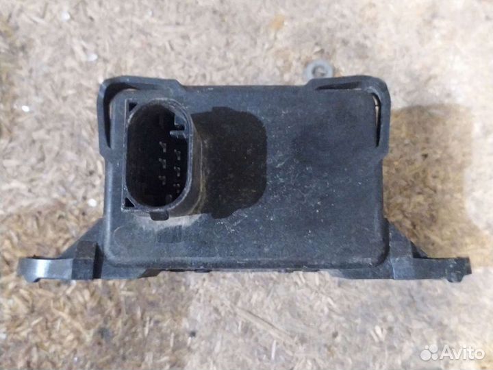 Датчик ускорения Мерседес