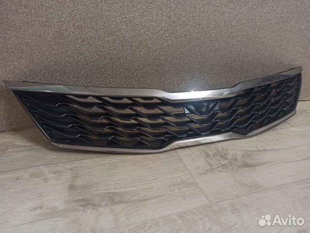 Решетка радиатора Киа Оптима 4 GT под камеру