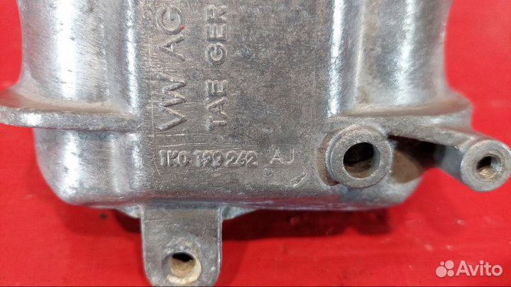 Опора (подушка) двигателя Skoda Octavia A5 1Z cgga