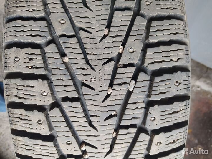 Nokian Tyres Hakkapeliitta 7 SUV 265/65 R17