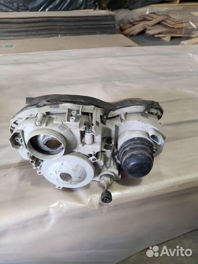 Фары Mercedes Benz C-Class W203