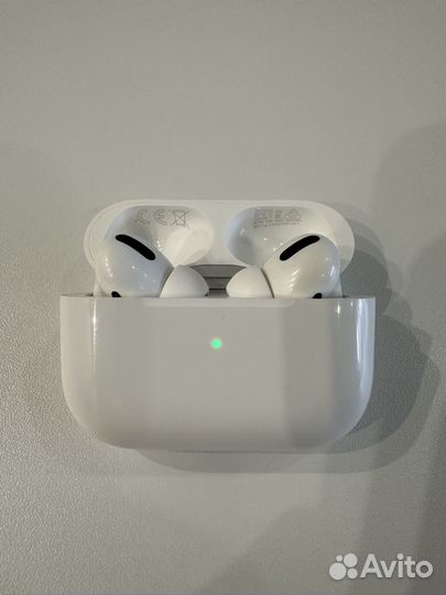 Наушники Apple AirPods Pro