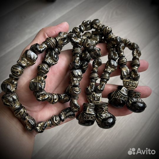 Бусы в авто