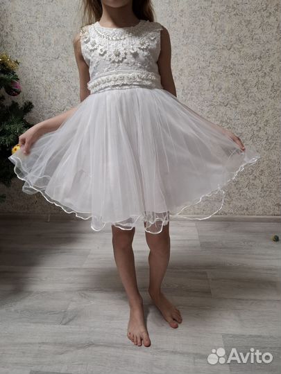 Детское нарядное платье 122