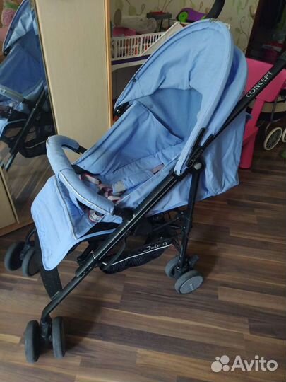 Прогулочная коляска трость