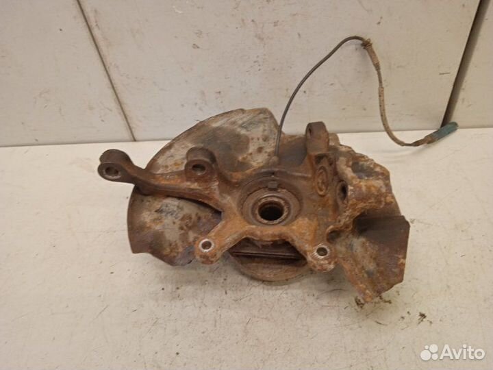 Кулак поворотный передний левый Bmw X5 E53 4.4