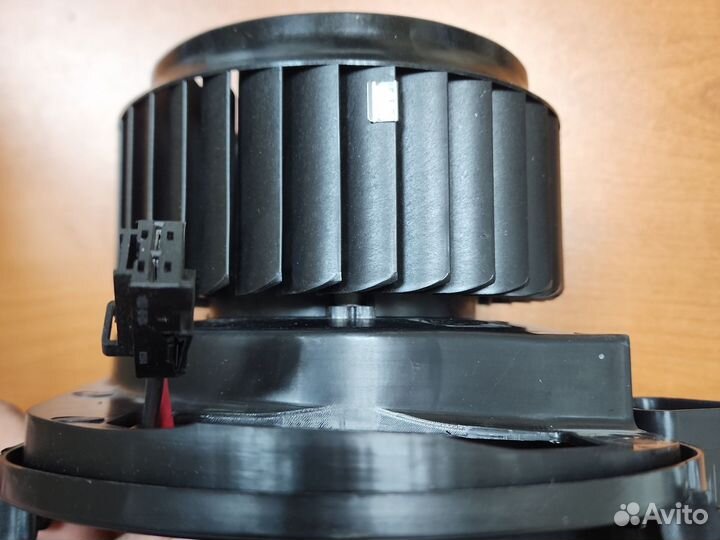 Вентилятор печки 2469062501