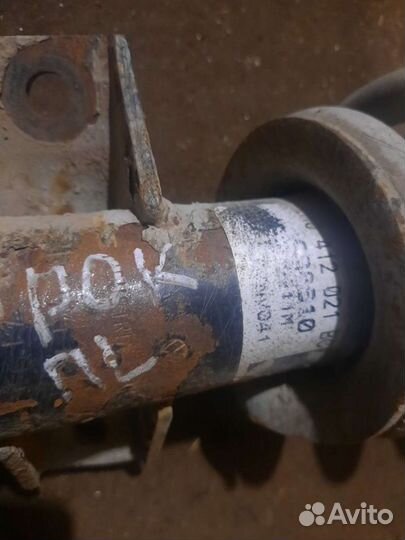 Стойка передняя Volkswagen amarok