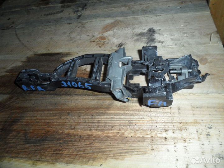 Кронштейн ручки Ford Focus (II) II рестайлинг (200