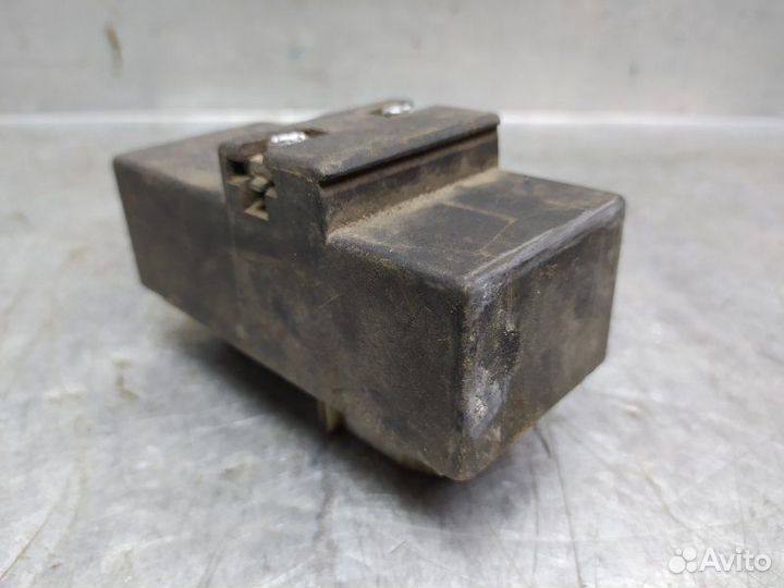 Блок управления вентилятором Volkswagen Bora