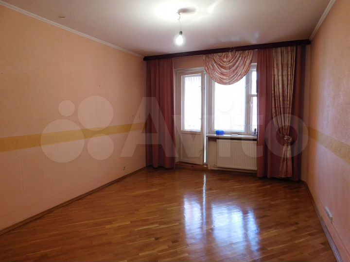 3-к. квартира, 95 м², 4/10 эт.