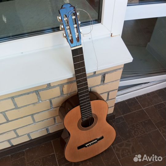 Классическая гитара