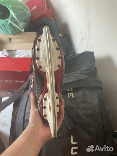 Коньки хоккейные bauer vapor x2,7