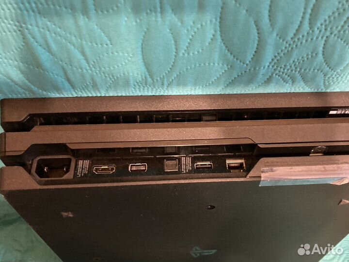 Sony playstation 4 PS4 pro 1tb с играми