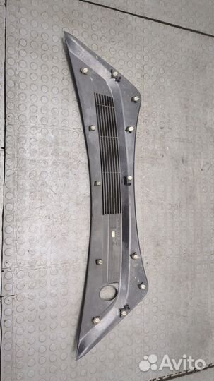 Жабо под дворники Tesla Model 3