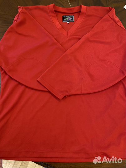 Свитер хоккейный 48 размер