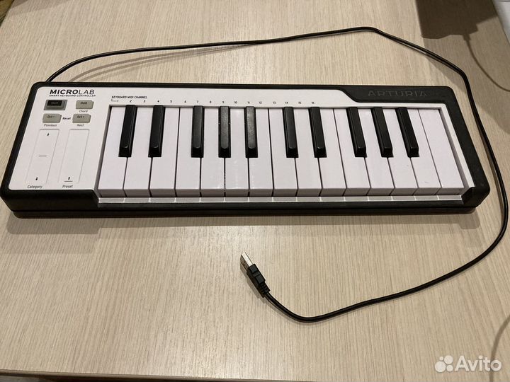 Синтезатор microlab