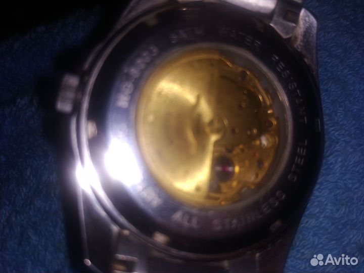 Продам часы