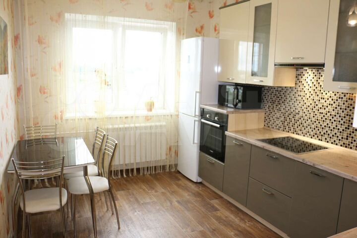 3-к. квартира, 77,8 м², 14/17 эт.