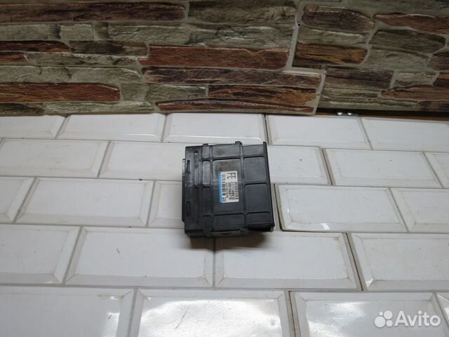 Блок управления кпп Subaru Legacy BM BR 5