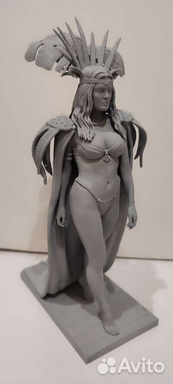 Фигурка (миниатюра) Salma Haik