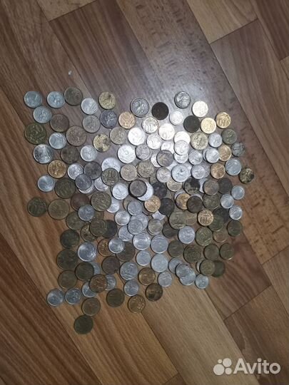 Монеты разные, купюры коллекционирование