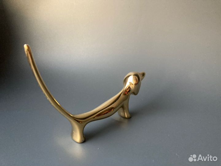 Подставка для колец собака металл