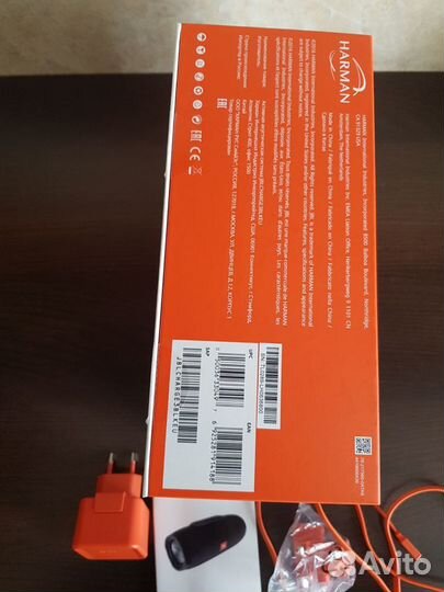 Колонка jbl charge 3