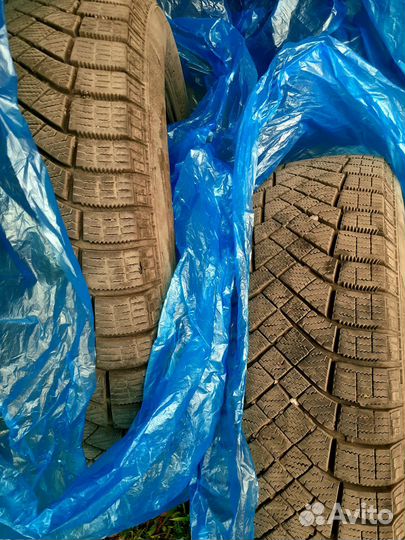 Pirelli Ice Zero 185/65 R15 92T