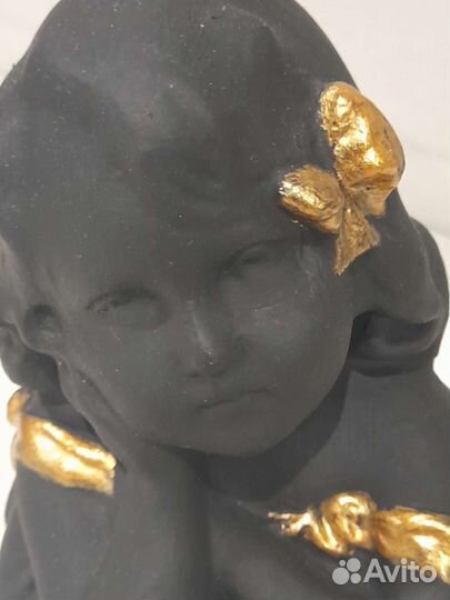 Статуэтка Девочка