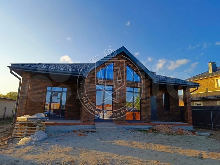 Коттедж 115,9 м² на участке 10 сот.